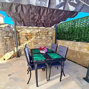  Apartment Antonio